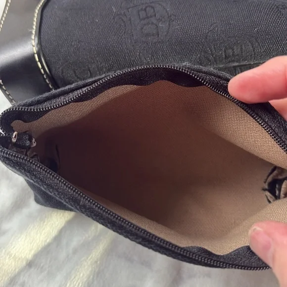 Dooney & Bourke Tote Bag - Picture 8 of 12